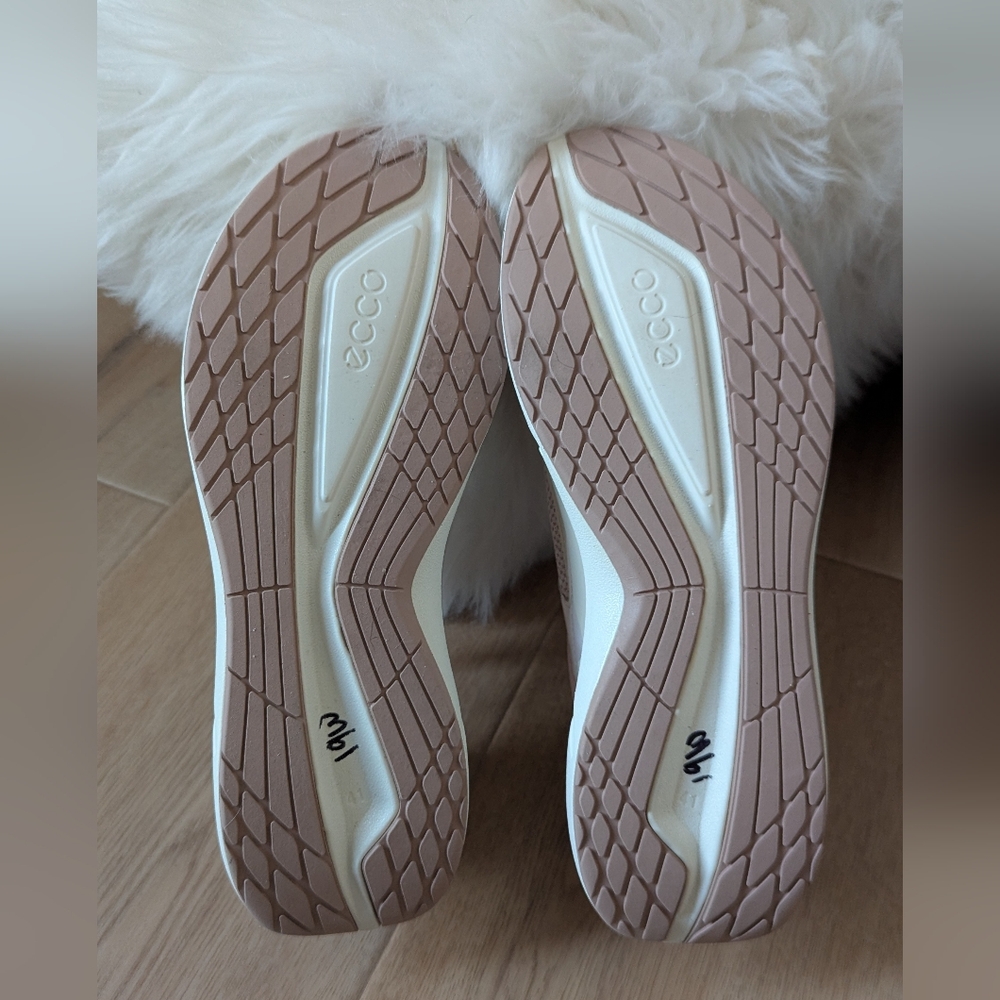 ECCO BIOM Pink Women’s Sneakers Size 10 - Picture 8 of 11